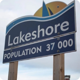 Lakeshore population sign showing 37,000 residents
